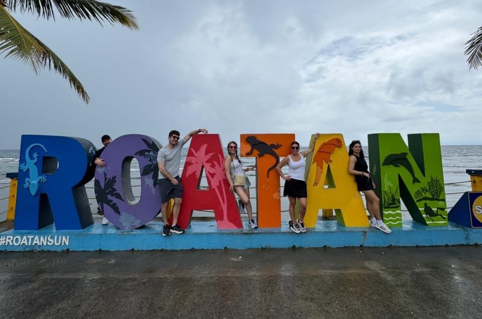 Ana B's Guide To Roatan